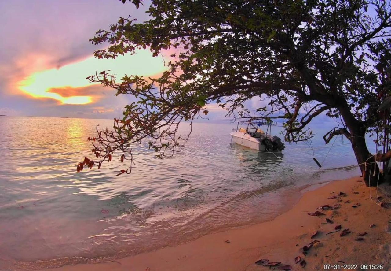 Santiri Island Resort Semporna Zewnętrze zdjęcie